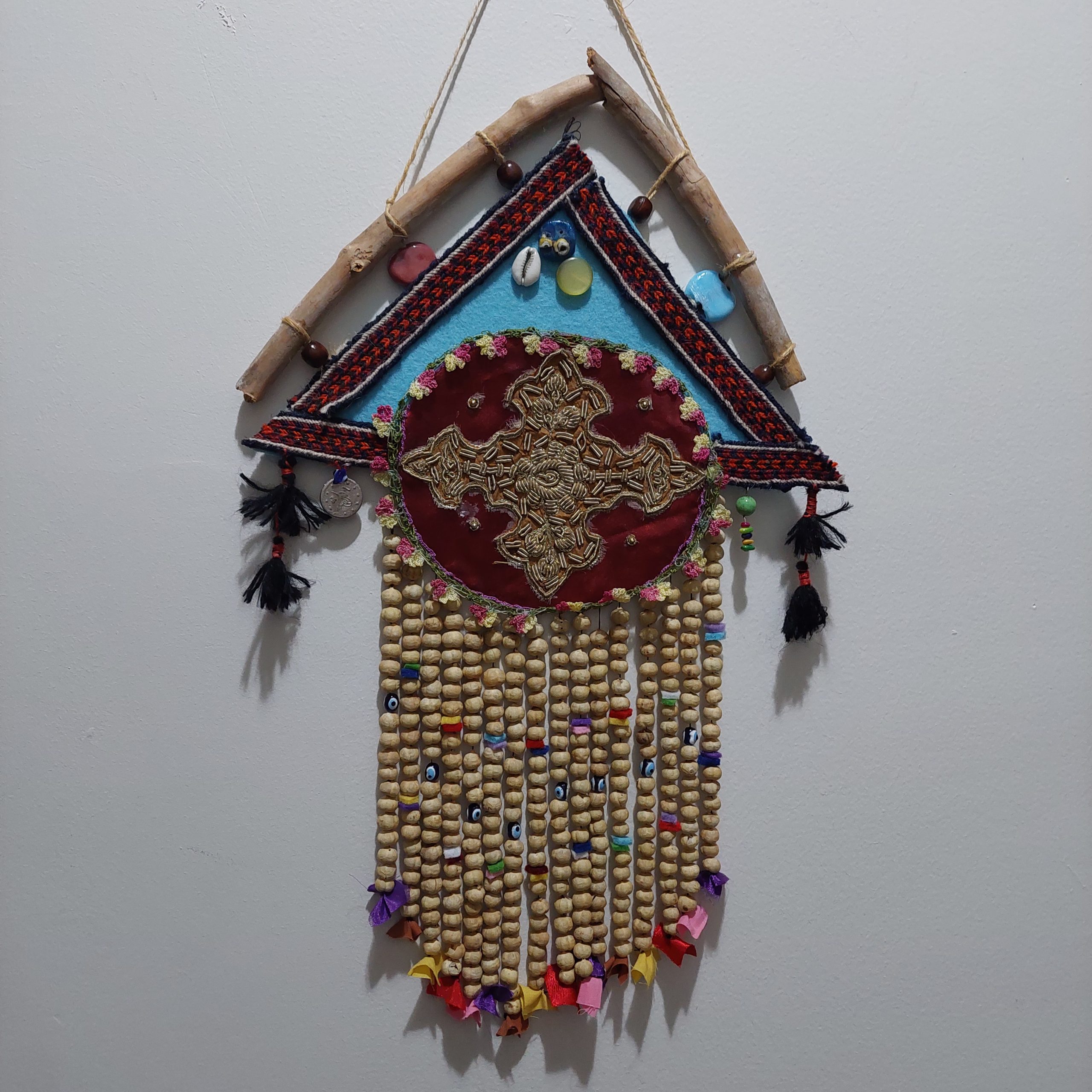 Üzerlik Üçgen İşlemeli Nazarlık