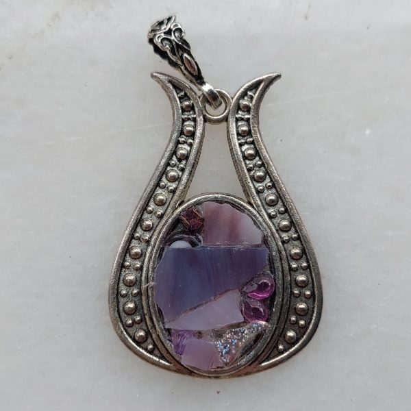 mor renkli cam mozaik kolyeler